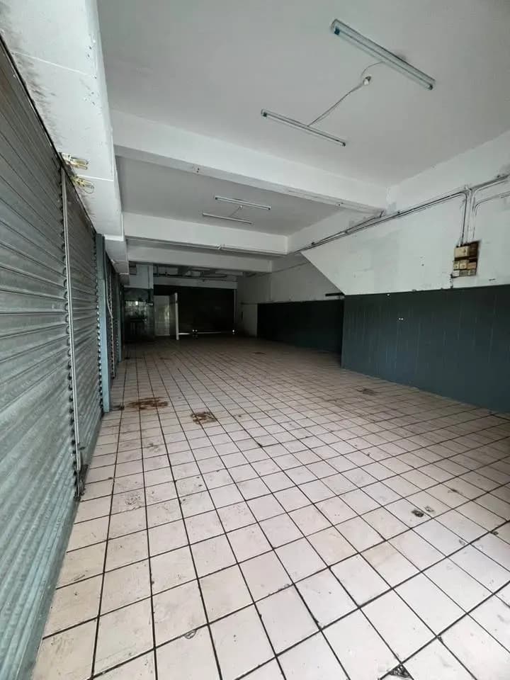 Shop for sale in Sector 60, Gurgaon