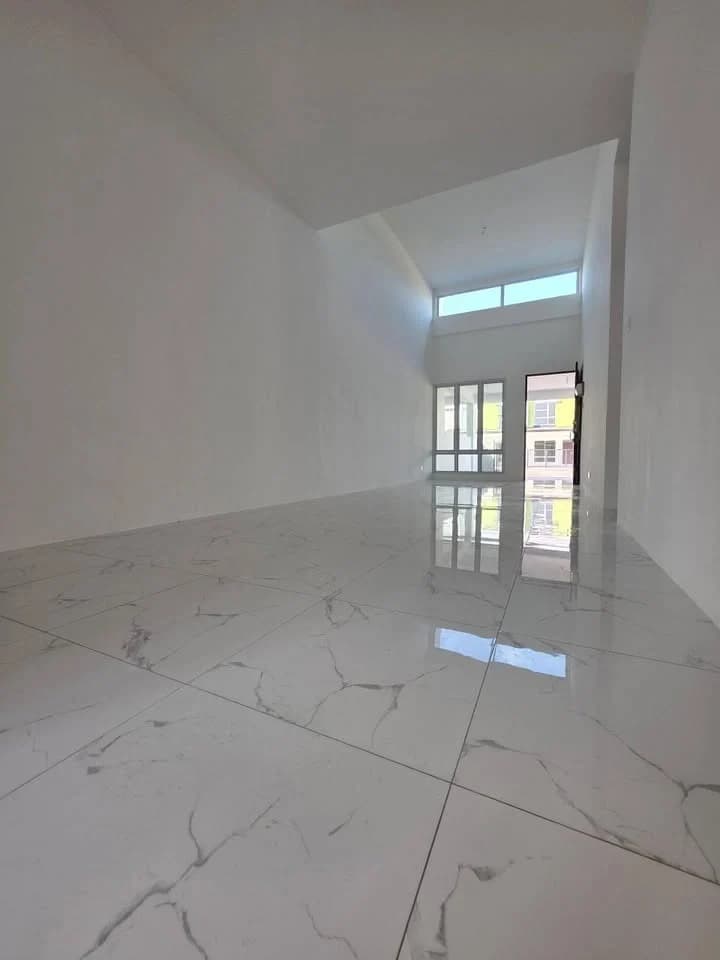 Shop for sale in Sector 107, Gurgaon