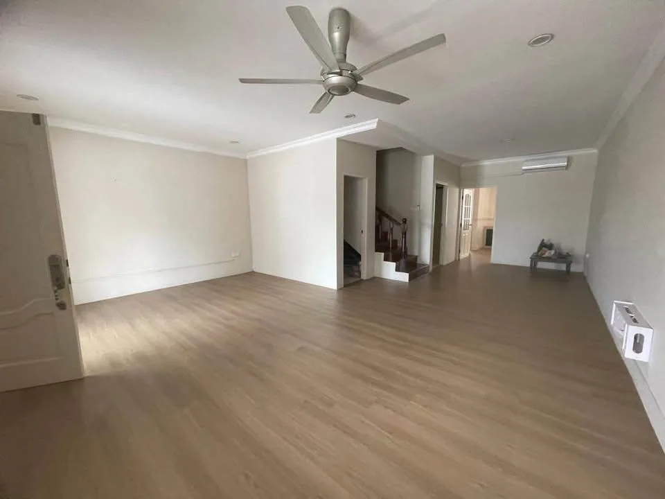 Shop for sale in Sector 49, Gurgaon